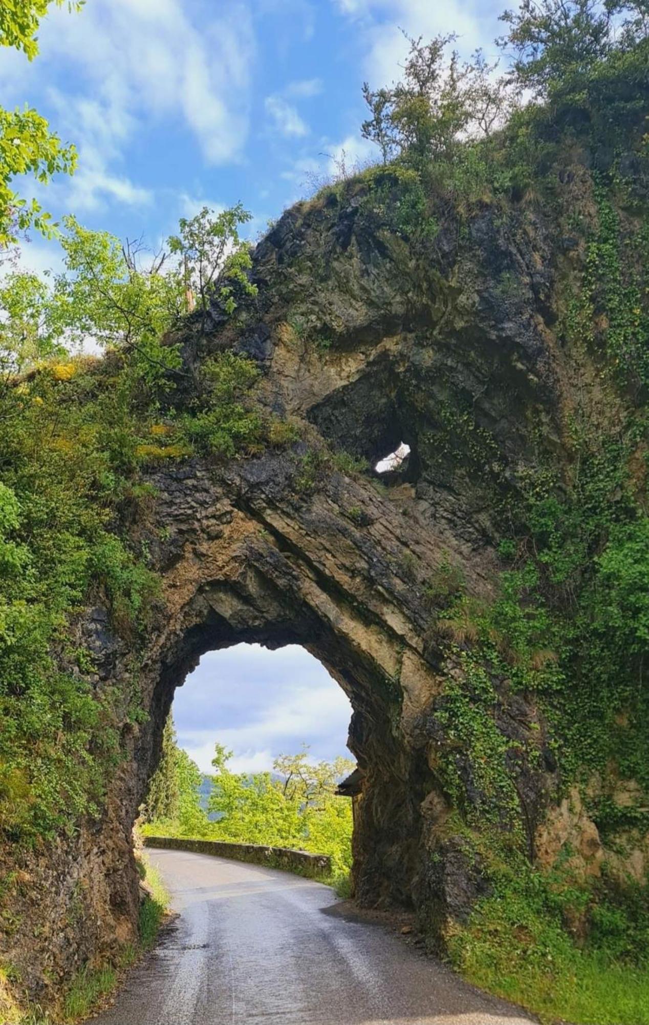 Chambre Aux Gorges De Daluis Guillaumes Exteriér fotografie